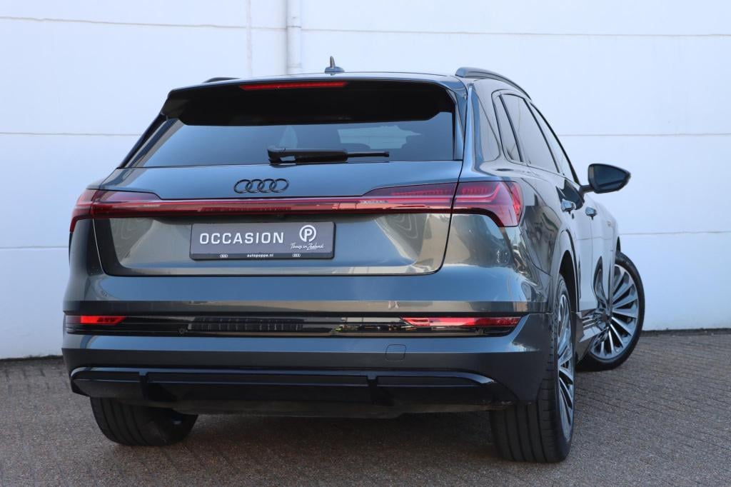 Audi E-tron 55 quattro s edition 95 kwh 408pk