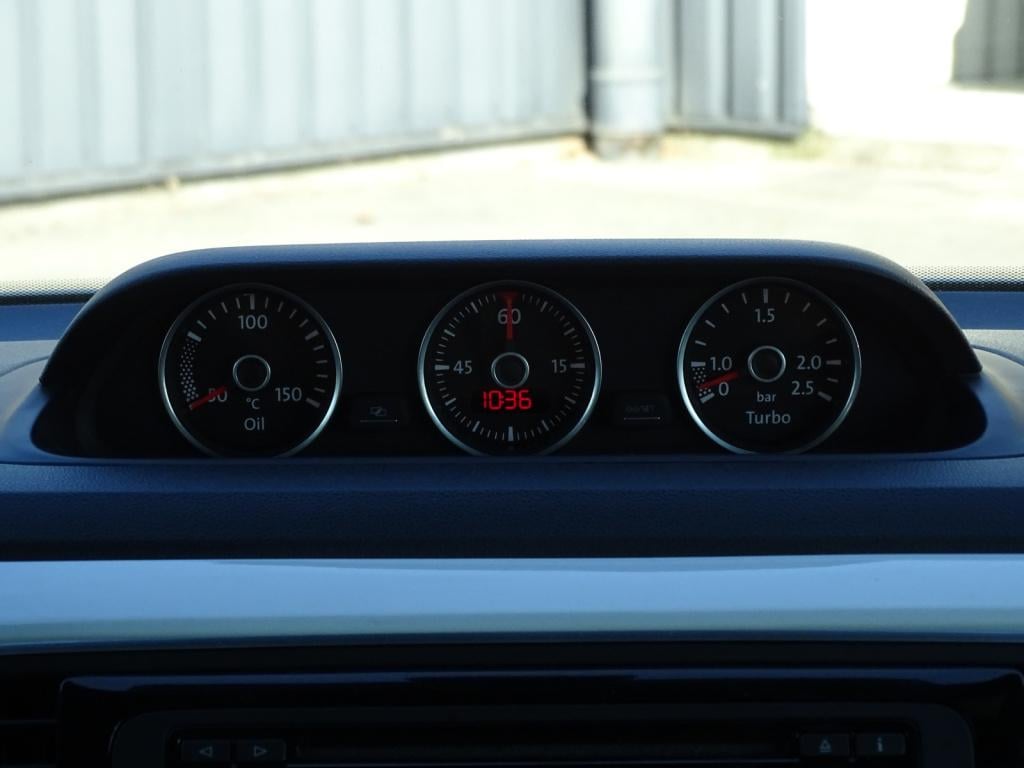 Volkswagen New Beetle cabriolet 1.2 tsi design bluemotion