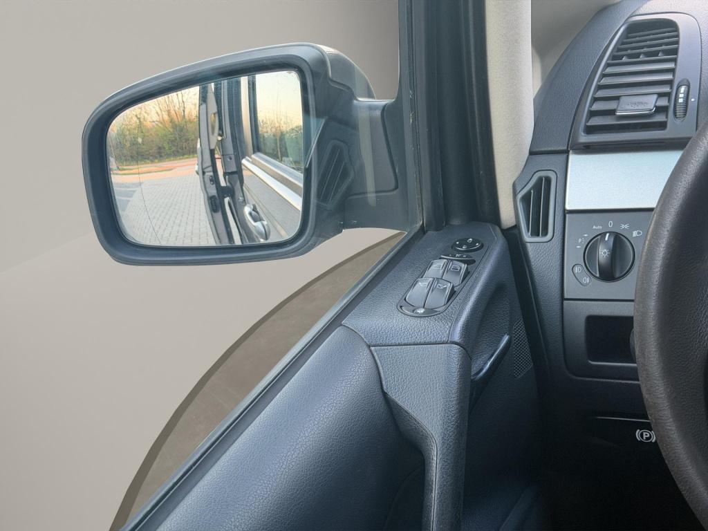 Mercedes-Benz V-Klasse viano 2.2 cdi automaat 2x schuifdeur 5 plaatsen