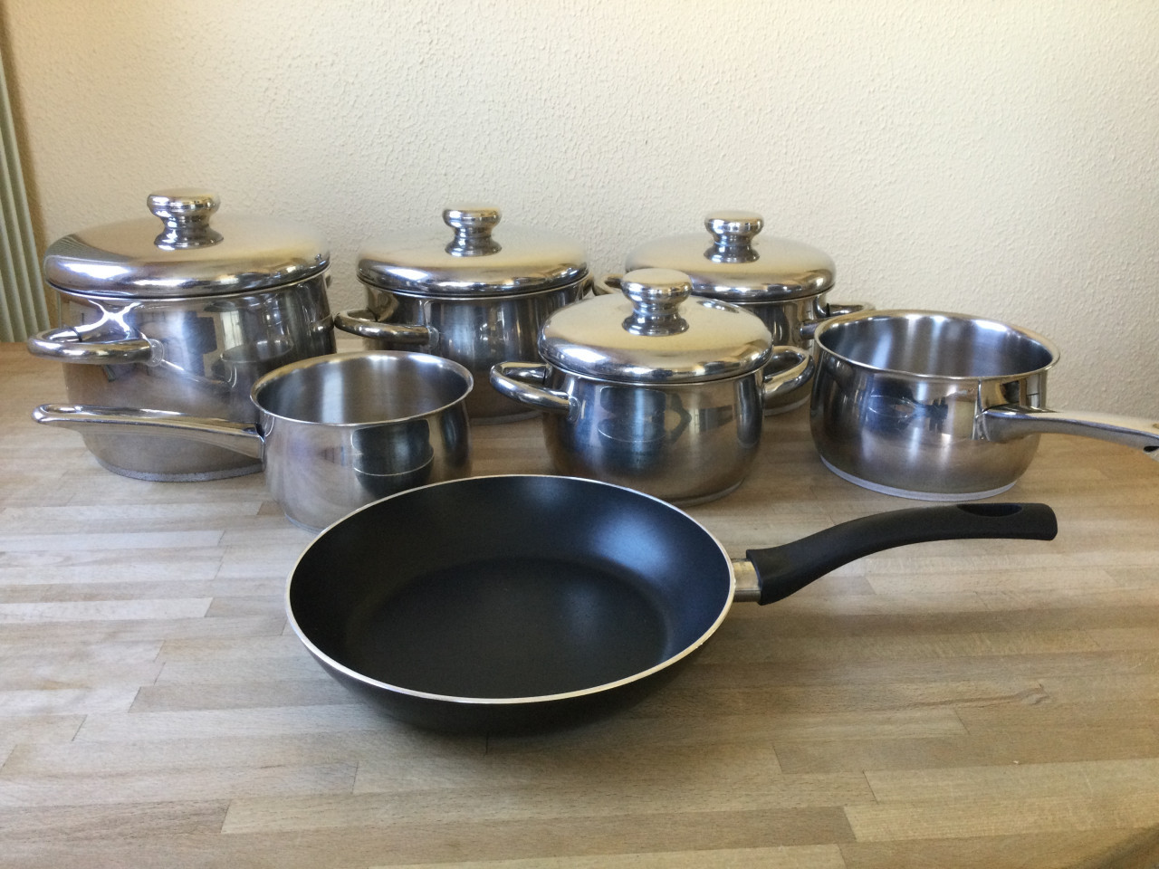 Te koop diverse PANNEN (8)