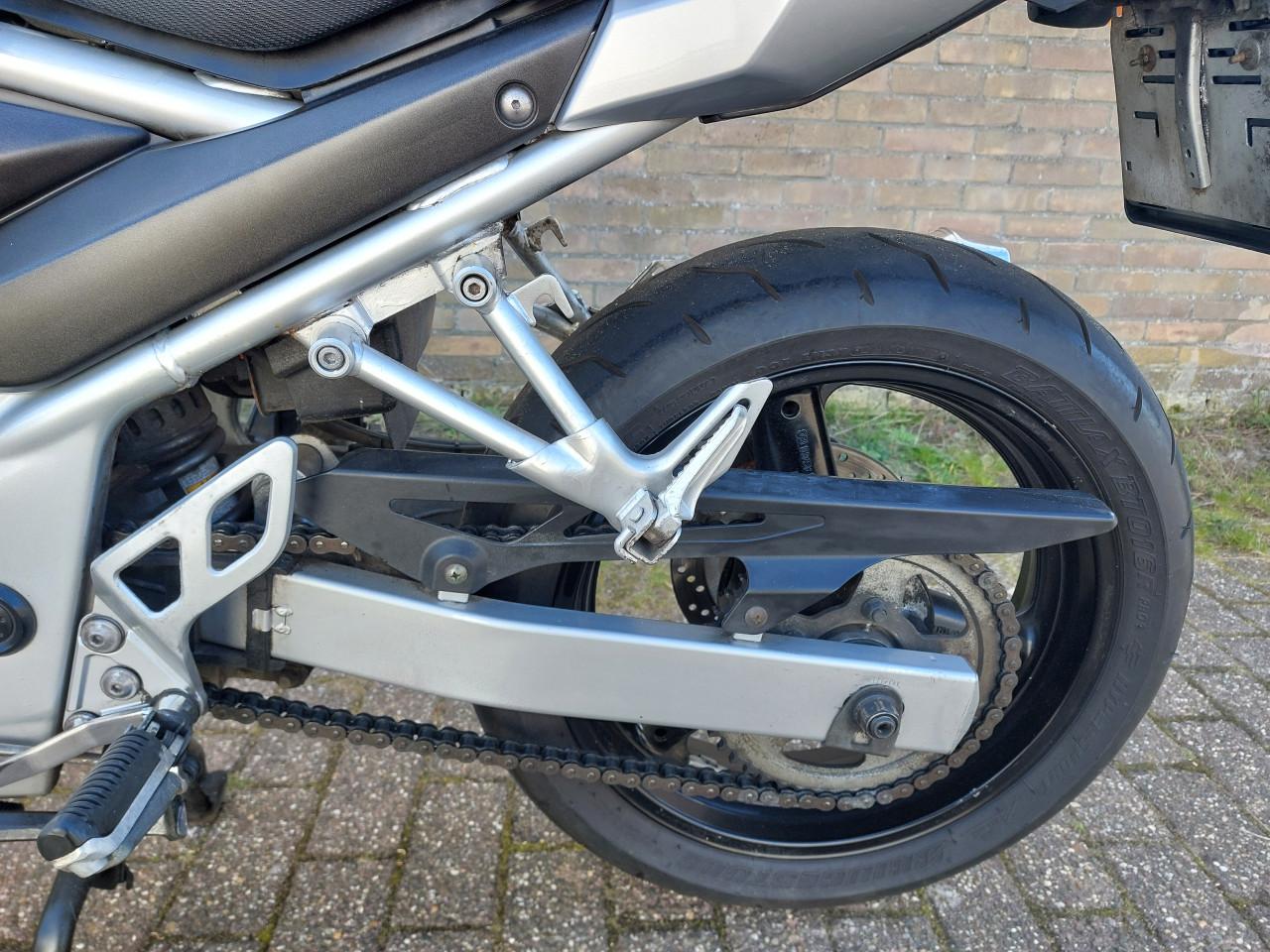 Suzuki GSF 650 SA abs