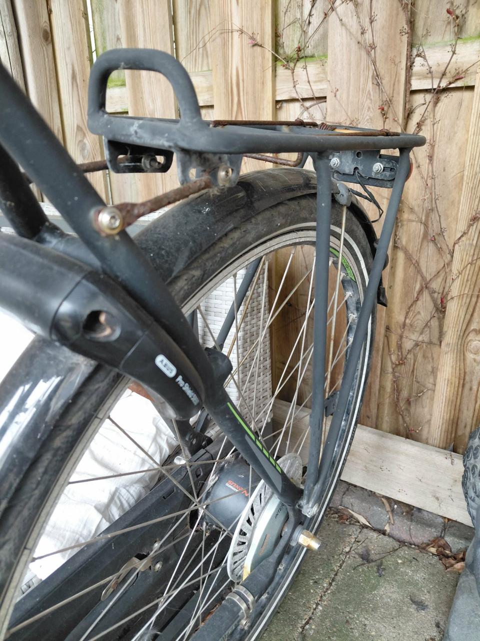 Opknap fiets of voor onderdelen.