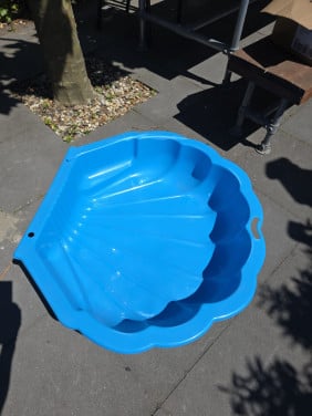 Klassieke Kinder buitenbadje Blauwe Schelp --> 1 kant
