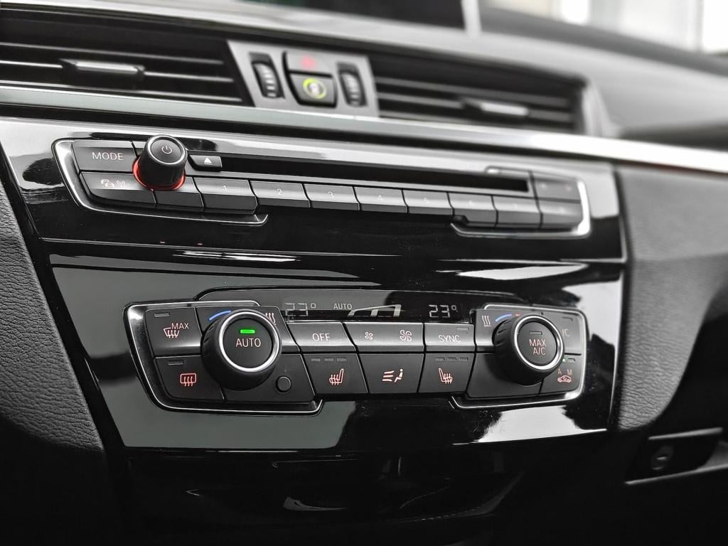 BMW X1 xdrive20i high executive pano/nette auto!