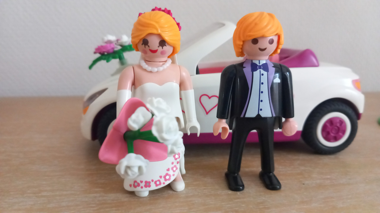 Playmobil bruidspaar met trouwauto setnr 6871