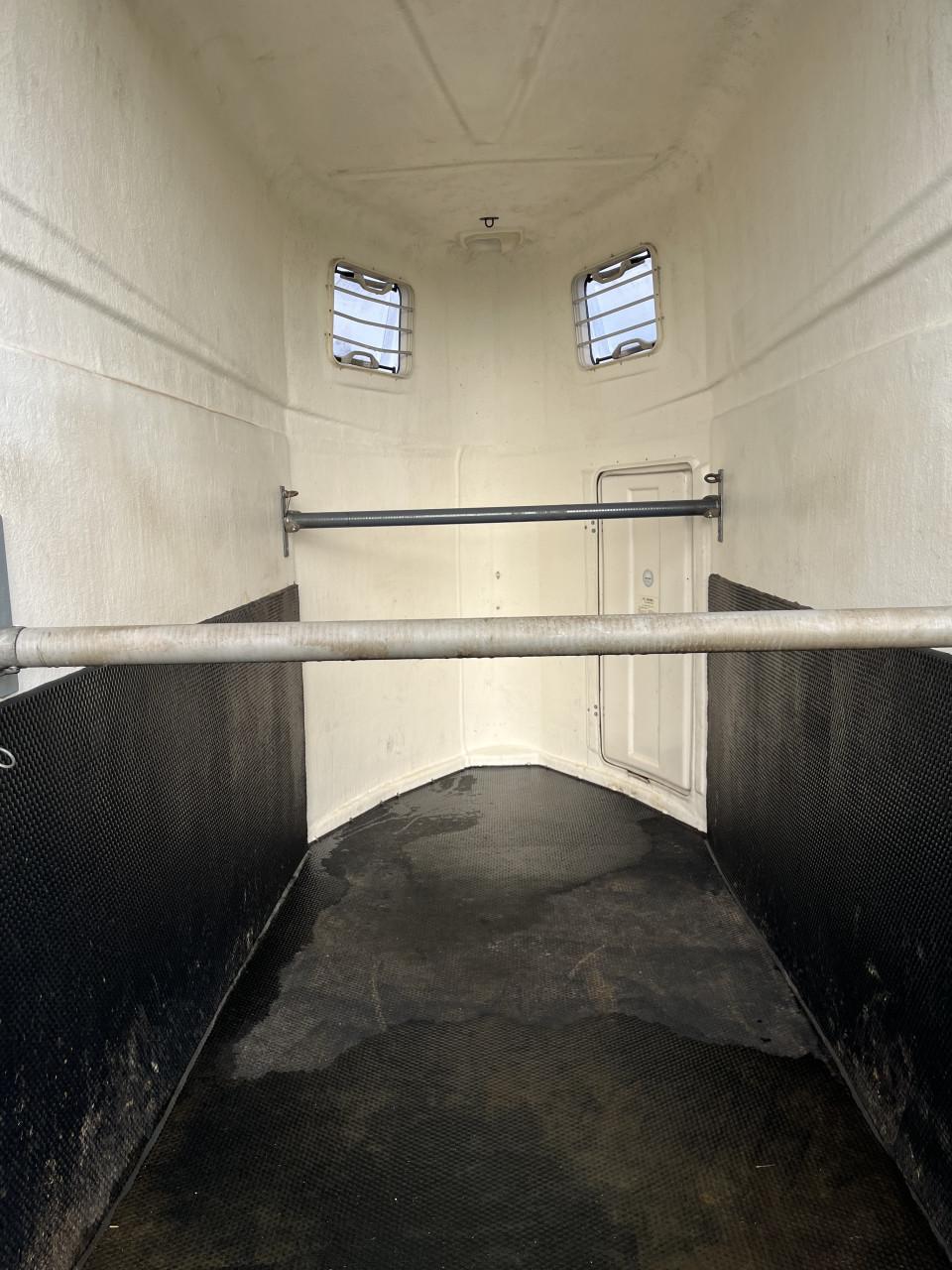 Lichtgewicht polyester Thiel Pico met alubicomp bodem