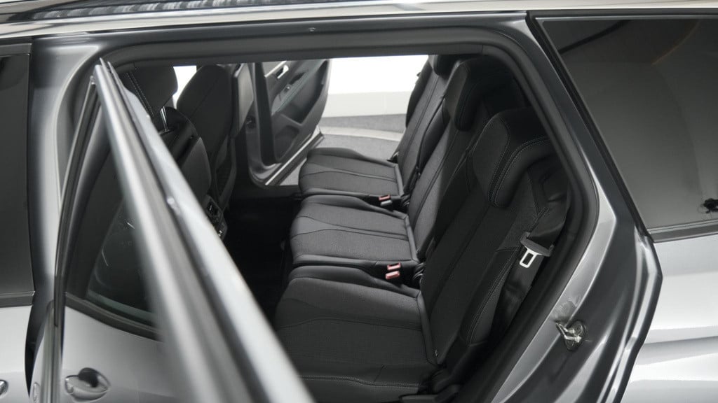 Peugeot 5008 puretech 130 eat8 allure pack business | 7 zitplaatsen | camer
