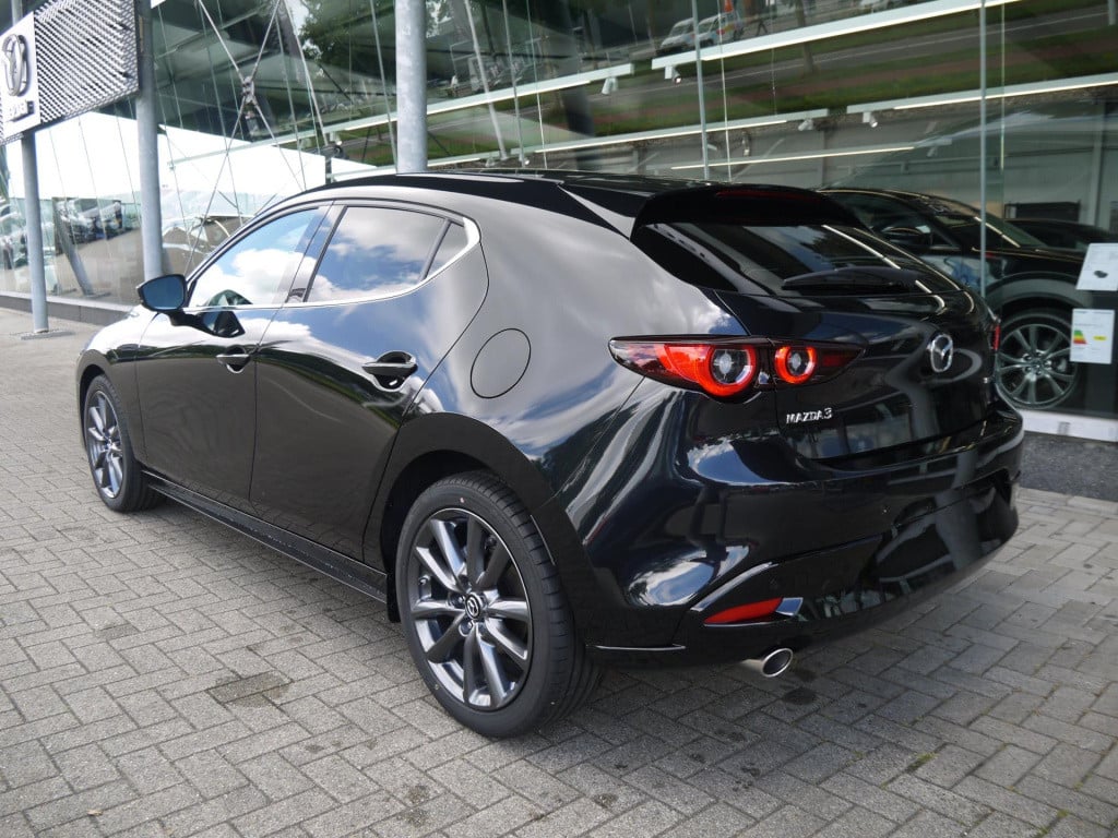 Mazda 3 2.5 e-skyactiv-g m hybrid 140 exclusive-line