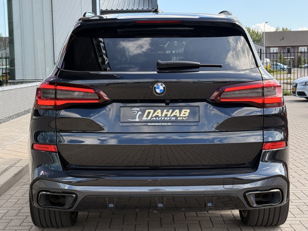 BMW X5 xdrive45e high executive | pano | sky lounge | stoelventilatie | luc