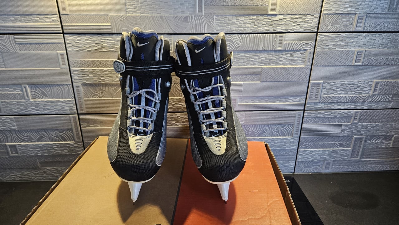 Nike ijschaatsen maat 43 nieuw