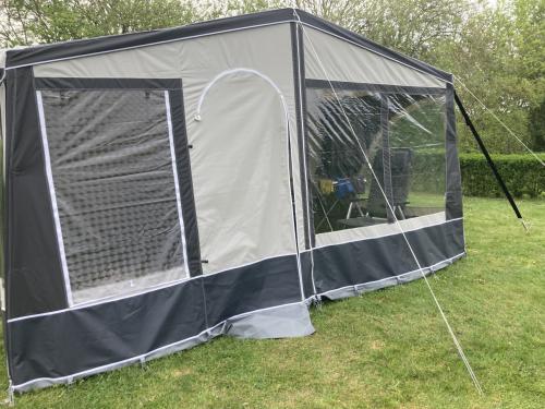 In de meivakantie al vertrekken?