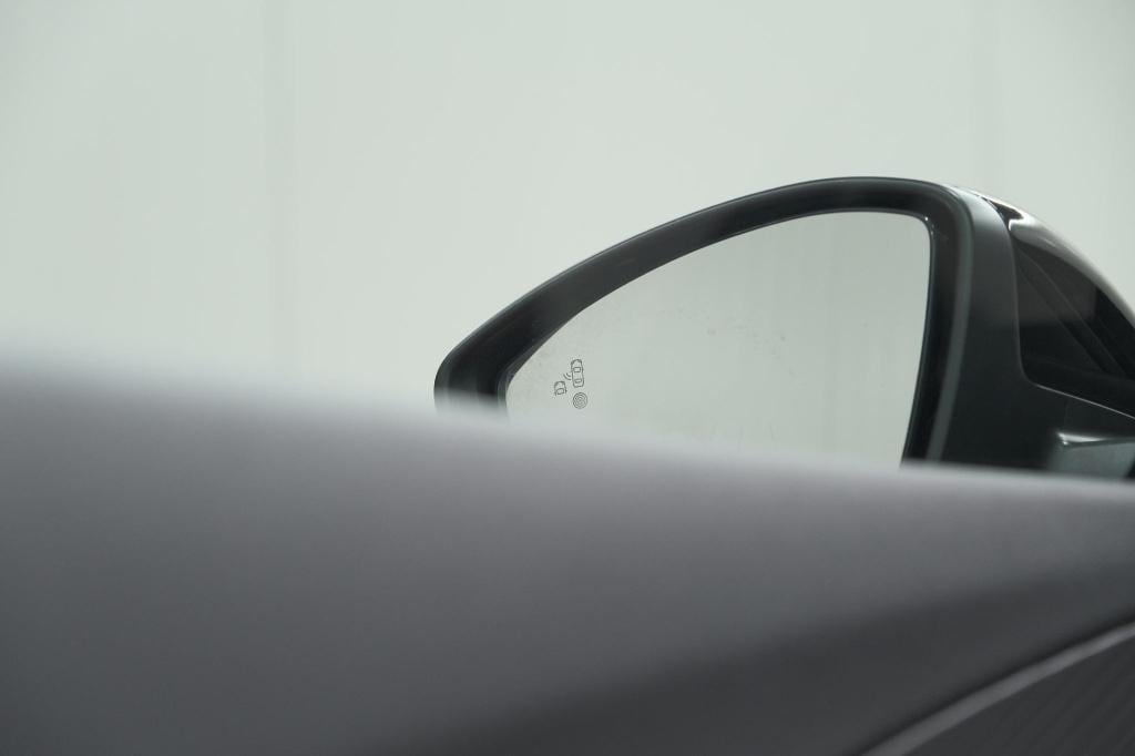 Peugeot 2008 puretech 130 gt pack | panoramadak | camera | adaptieve cruise