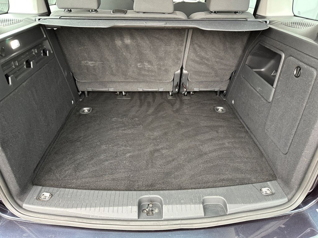 Volkswagen Caddy 1.5 tsi 5-persoons | navi | led | camera | cruise | rijkla