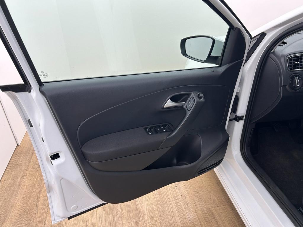 Volkswagen Polo occasion 1.0 bluemotion edition | wit | tweedehands volkswa