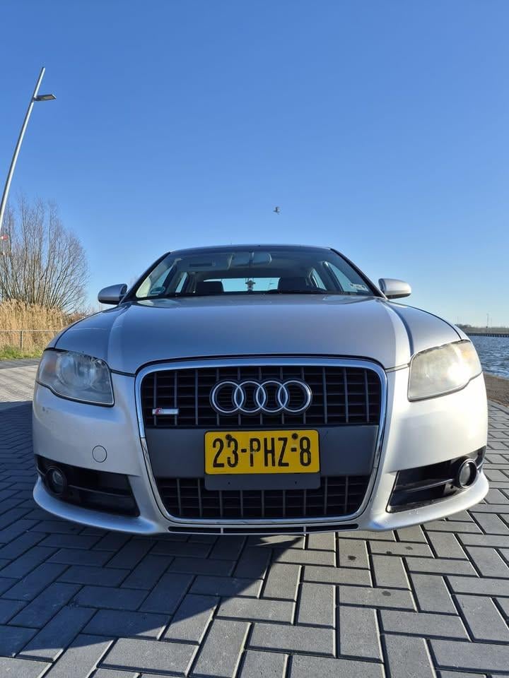 2008 Audi A4 B7 2.0 tfsi quattro sedan (usa)