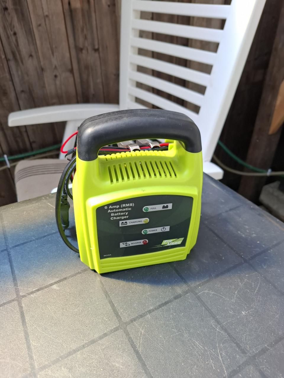 MCH6A automatische acculader