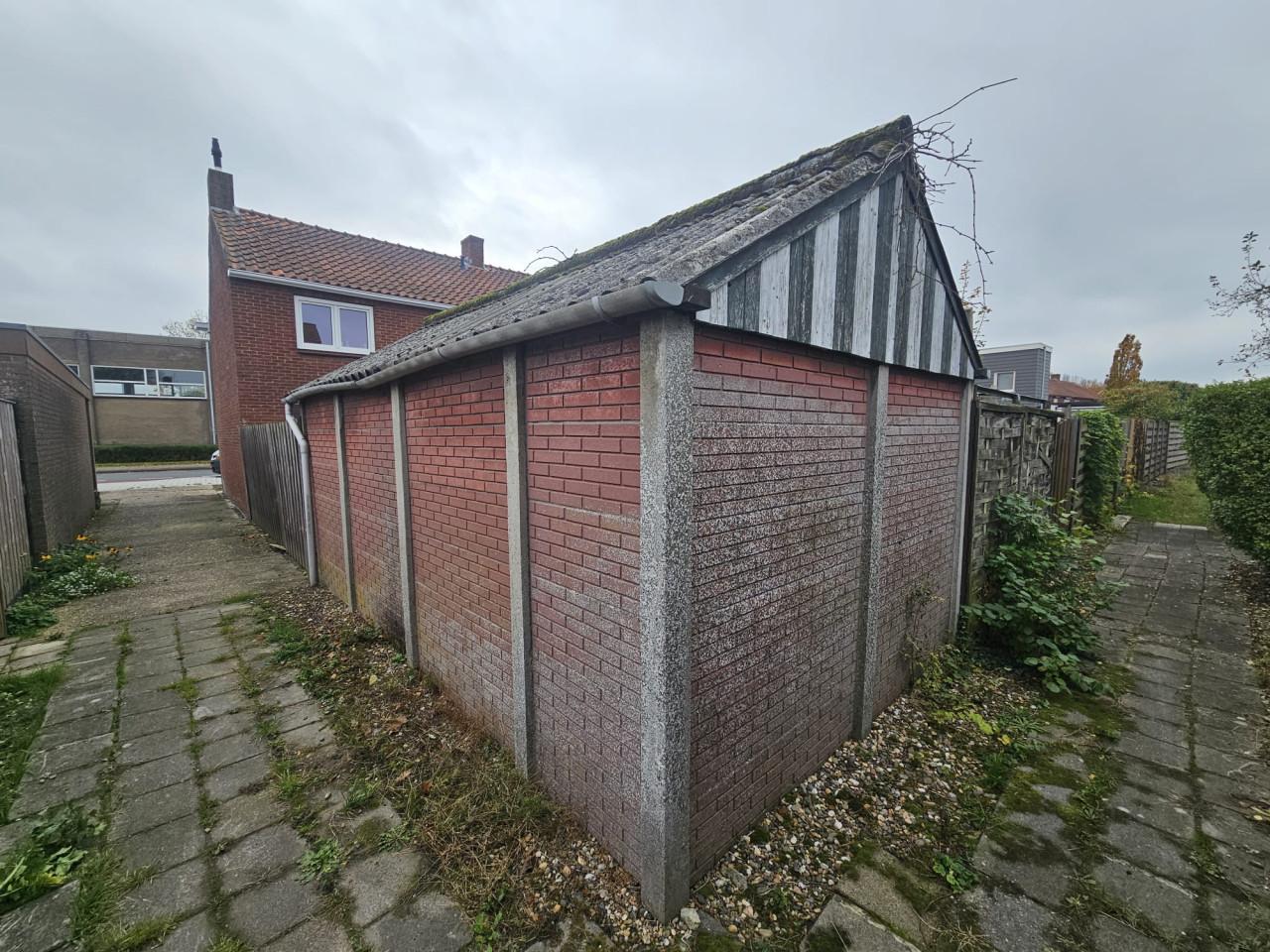 TE HUUR: Hoekwoning te Terneuzen