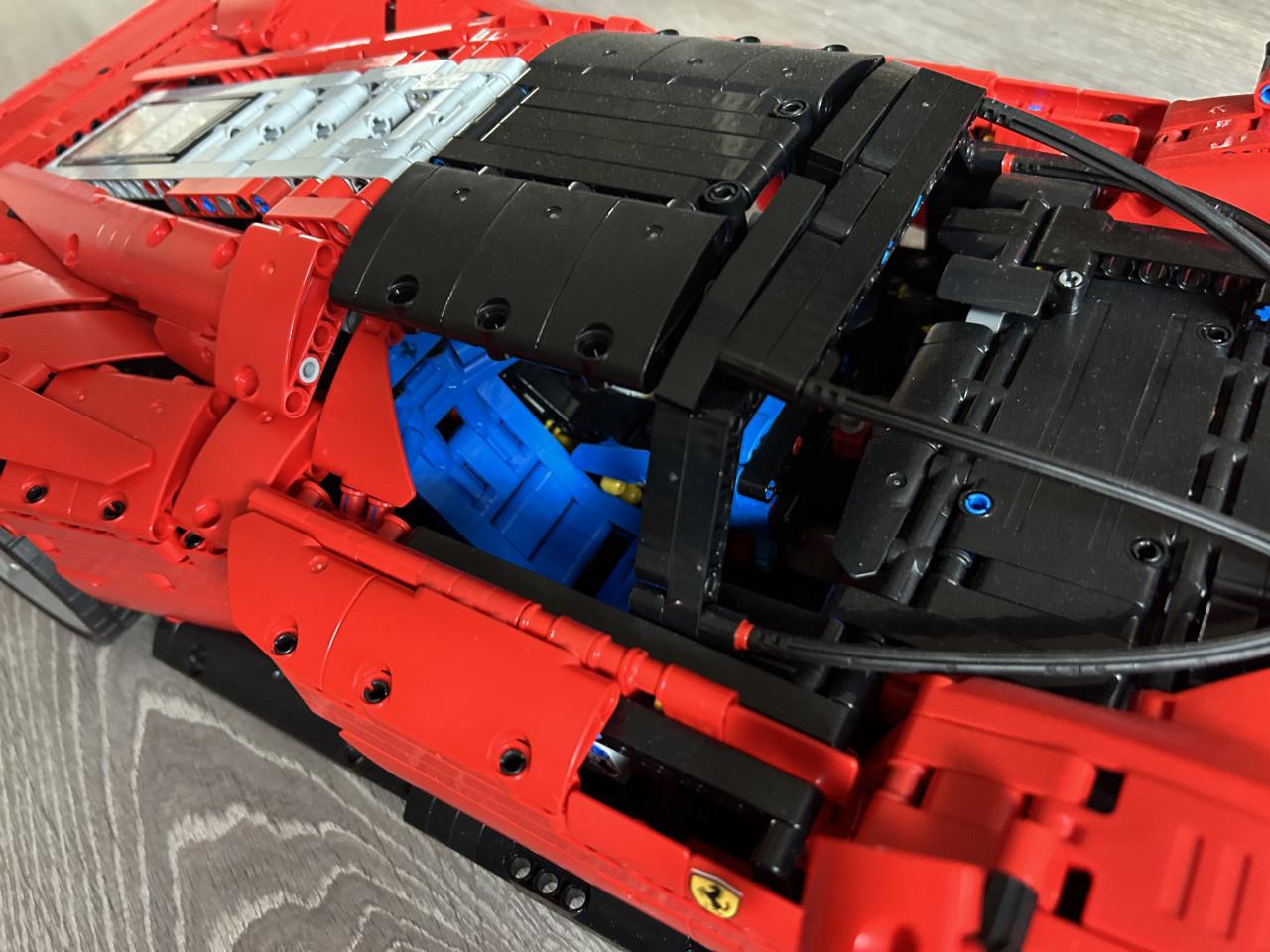 Lego Technic Supercar 42143 – Ferrari Daytona SP3