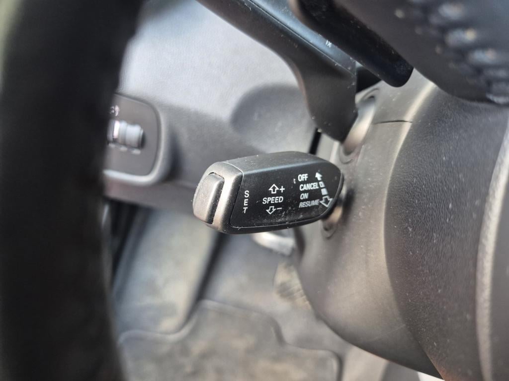 Audi A1 1.4 tfsi 119g. ambition pro line business