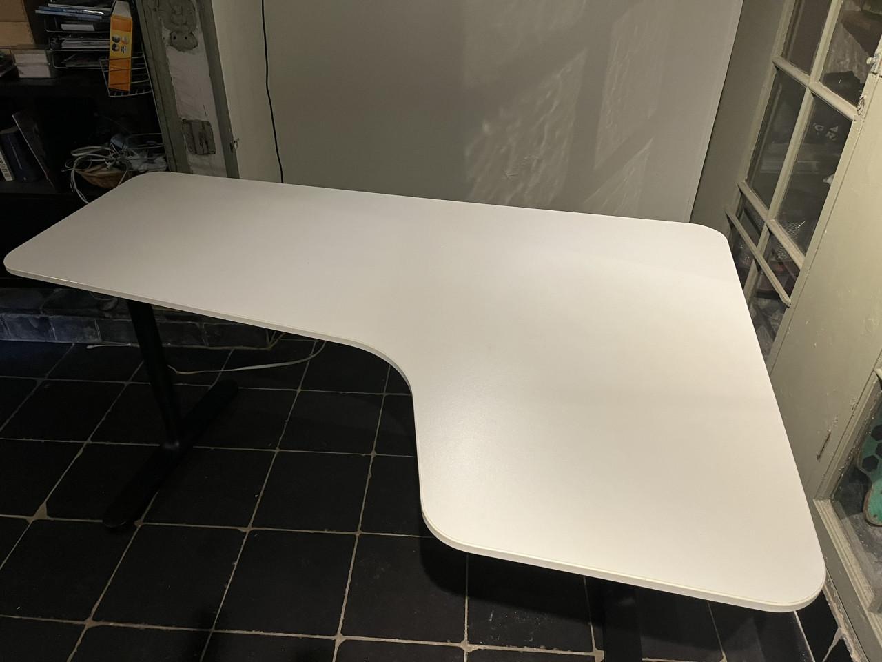 Royaal bureau
