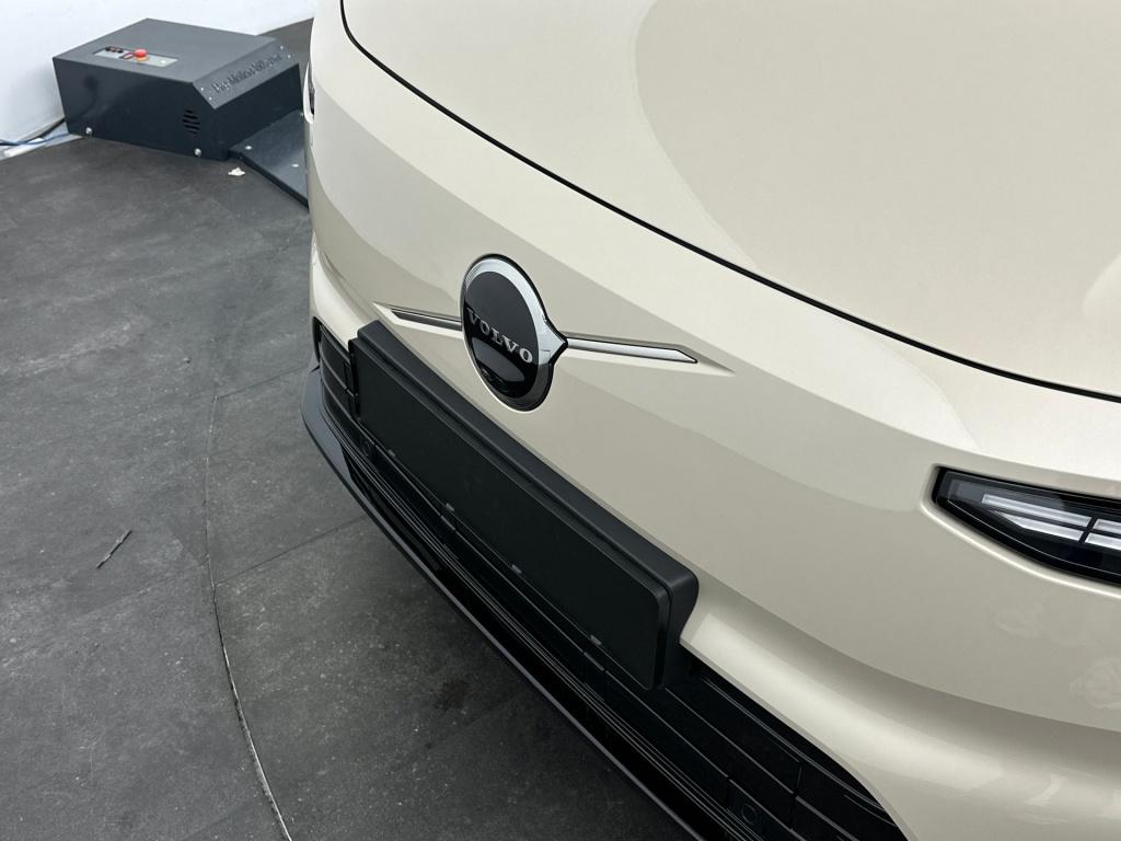 Volvo Es90 245kw single motor extended range plus