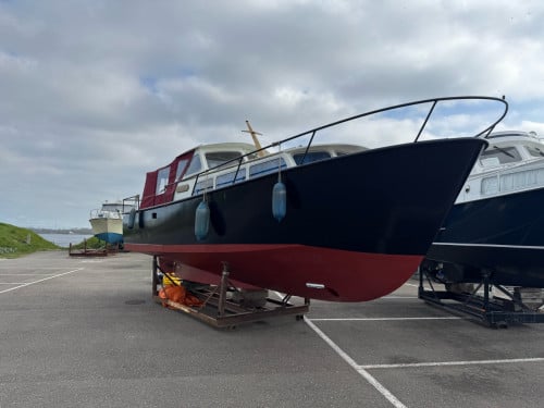 Stalen Braassem motorkruiser 9,8mtr, vaarklaar met ligplaats