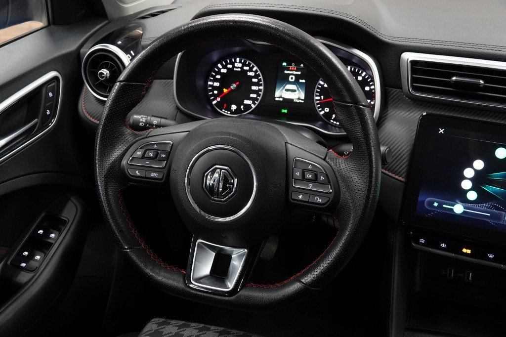 MG ZS 1.5 vti | pdc | led | cruise |