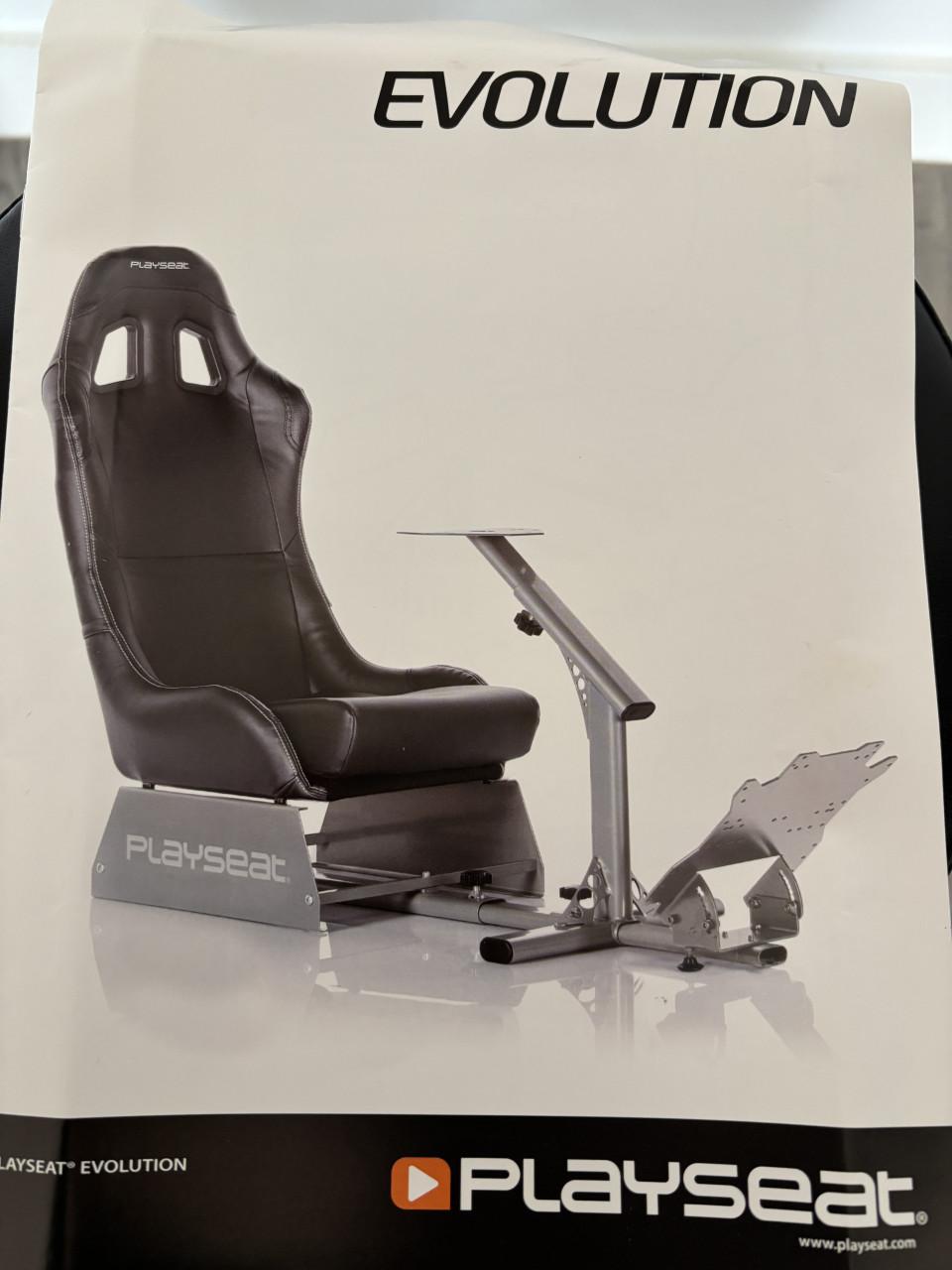 PlaySeat Evolution met racestuur