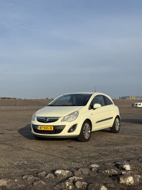 Opel Corsa 1.2 16V 2011 – Licht Groen