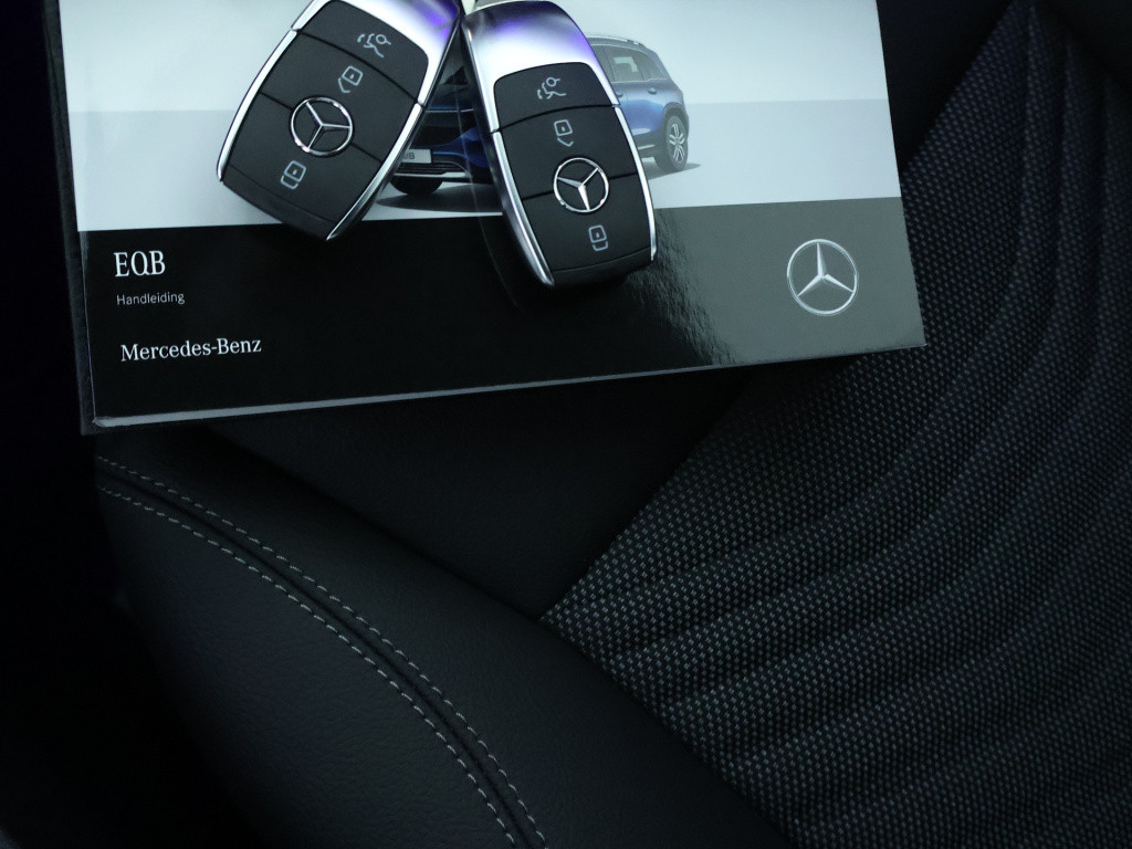 Mercedes-Benz Eqb 250+ business solution 71 kwh | parkeerpakket met achteru