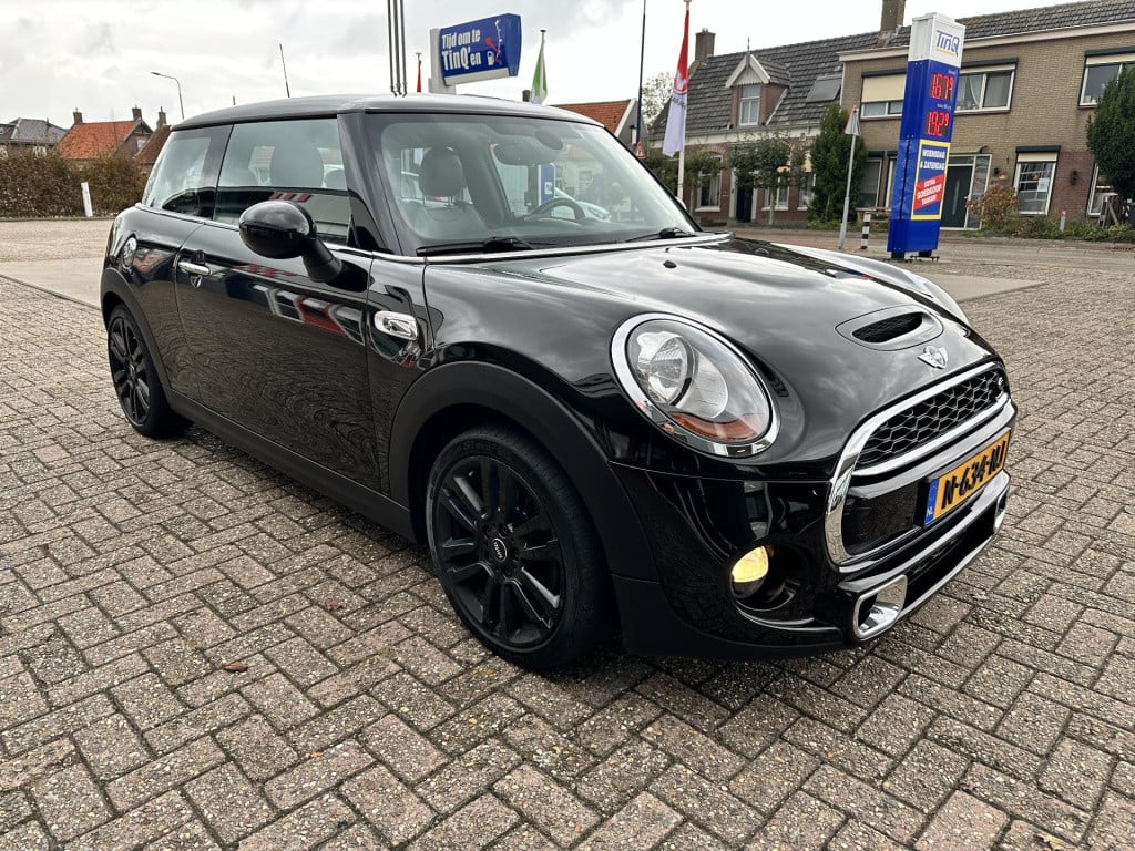 Mini Cooper mini 2.0 chili serious business