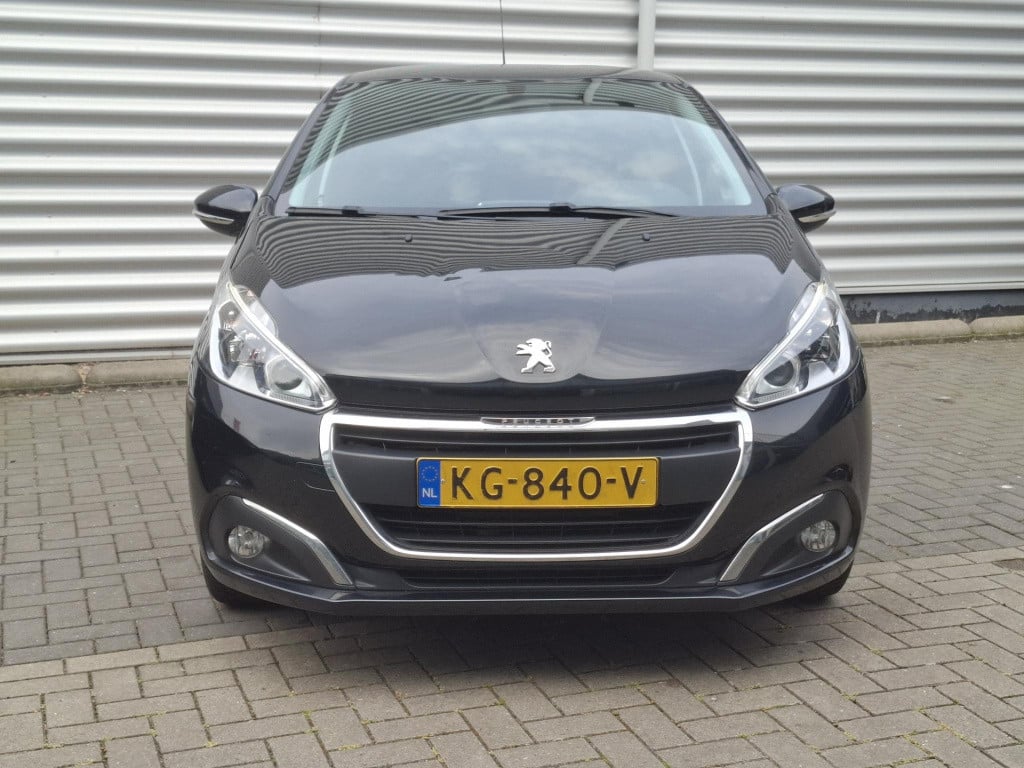 Peugeot 208 1.2 82 blue lion 5-drs airco/nav/park