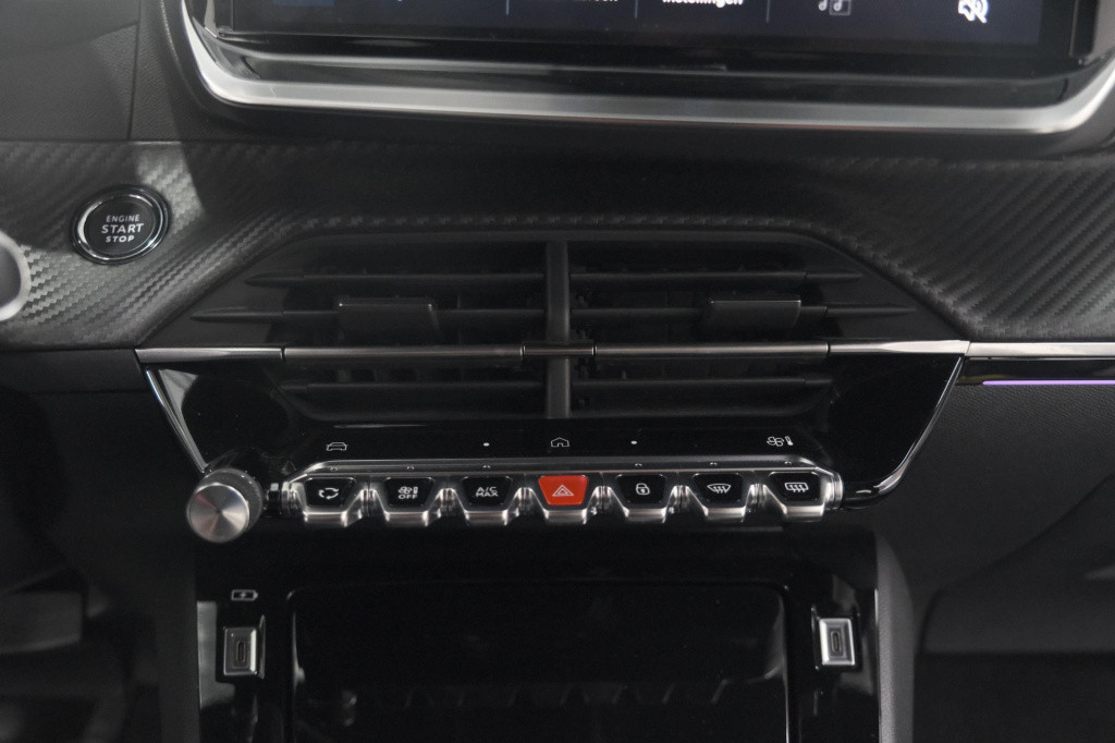 Peugeot 208 puretech 100 gt | camera | navigatie | apple carplay | parkeers