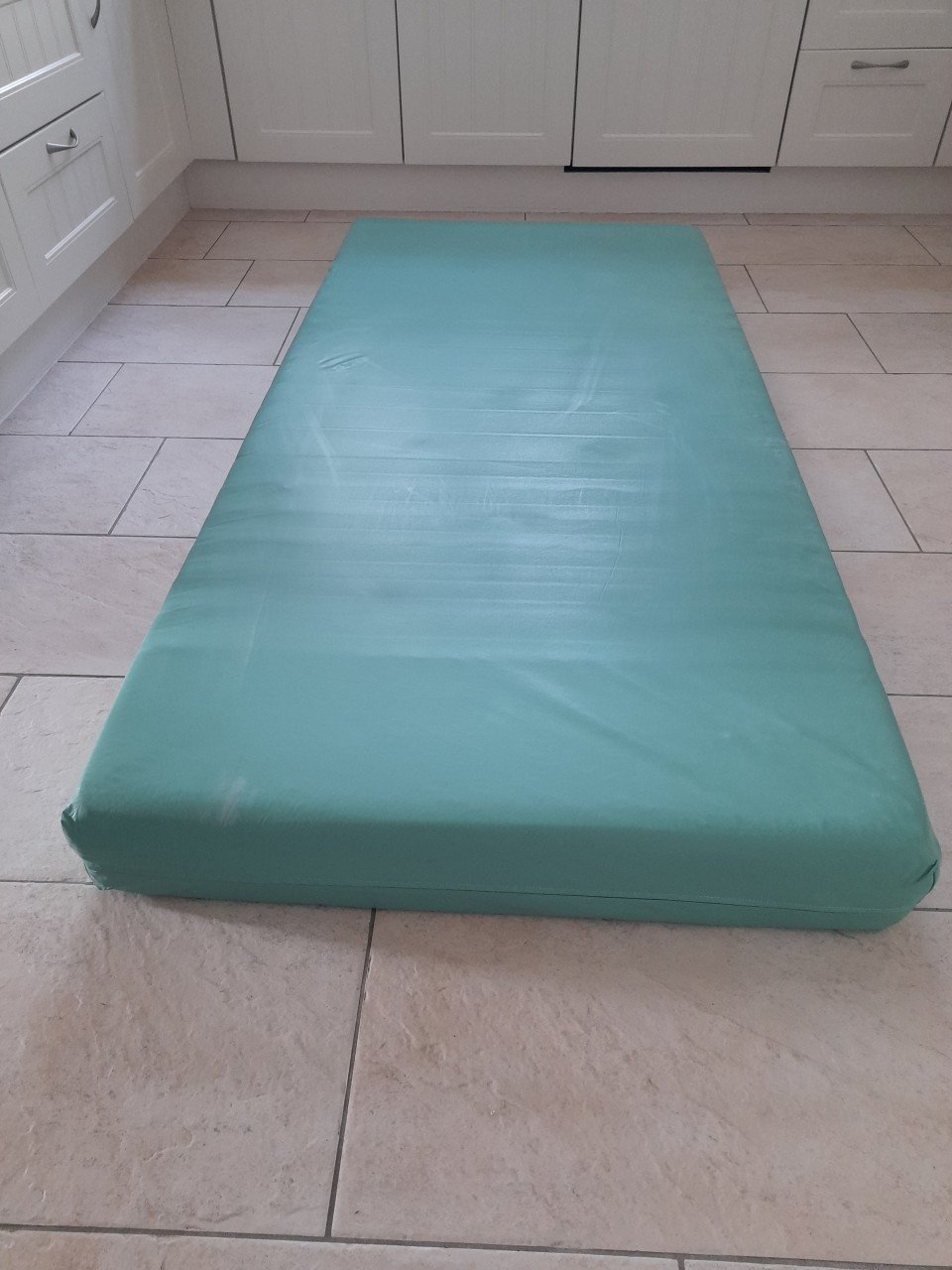 Anti-allergie matras 90 x 200 x 14 (in goede nette staat)