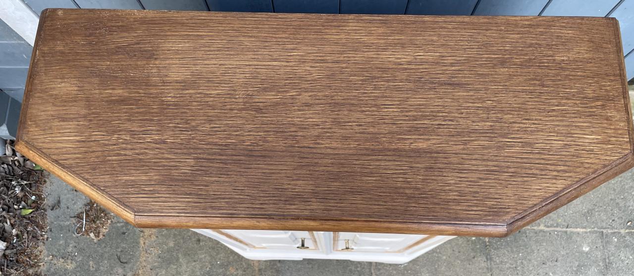Prachtig brocante hal-kastje / dressoir - crème wit met goud & eikenhout