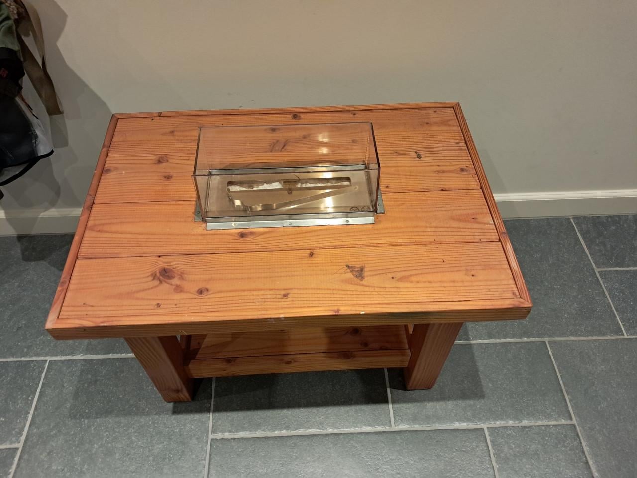 Te koop!! prachtige houten vuurtafel op bio-ethanol