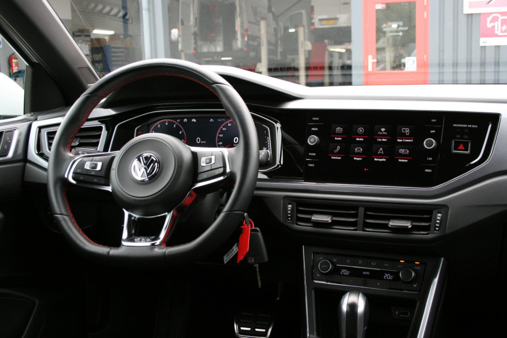 Volkswagen Polo 2.0 tsi gti