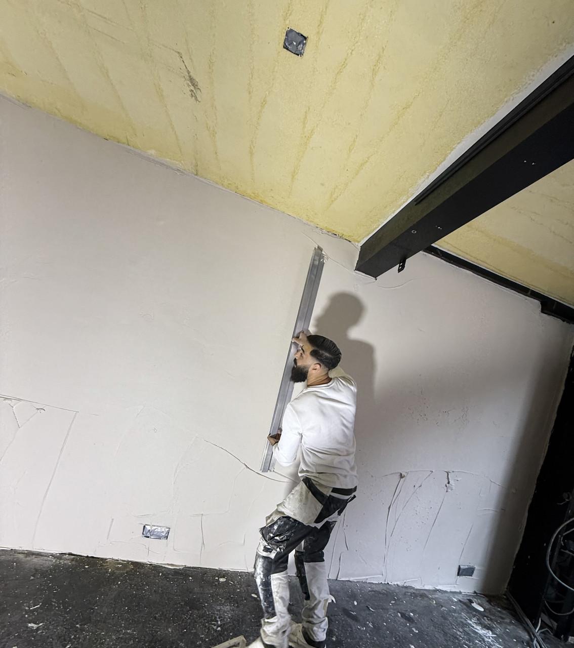 Stukadoorbedrjf Tel.0685004348