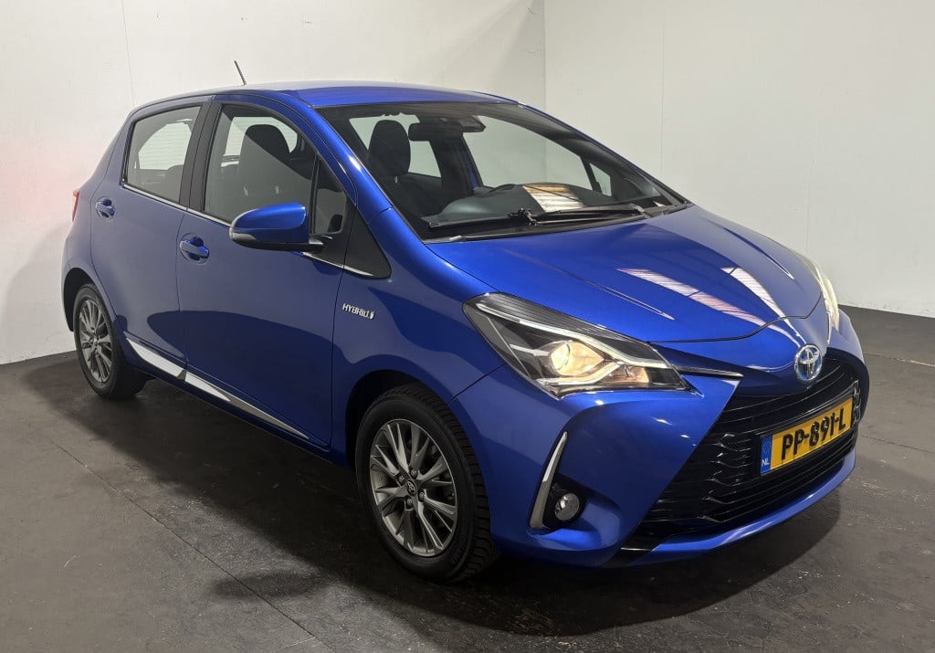 Toyota Yaris 1.5 hybrid executive