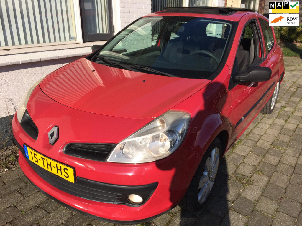 Renault Clio 1.4-16v dynamique