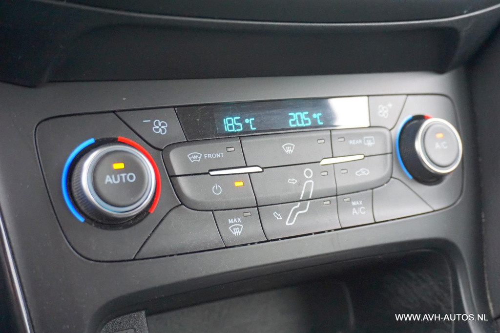 Ford Focus wagon 1.0 titanium