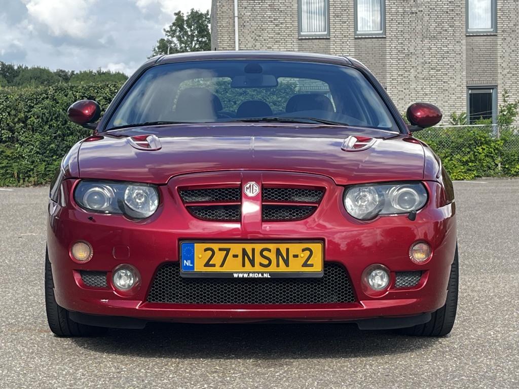 MG ZT 4.6 v8 260 | tremec 6 speed | flowed engine 300 hp |