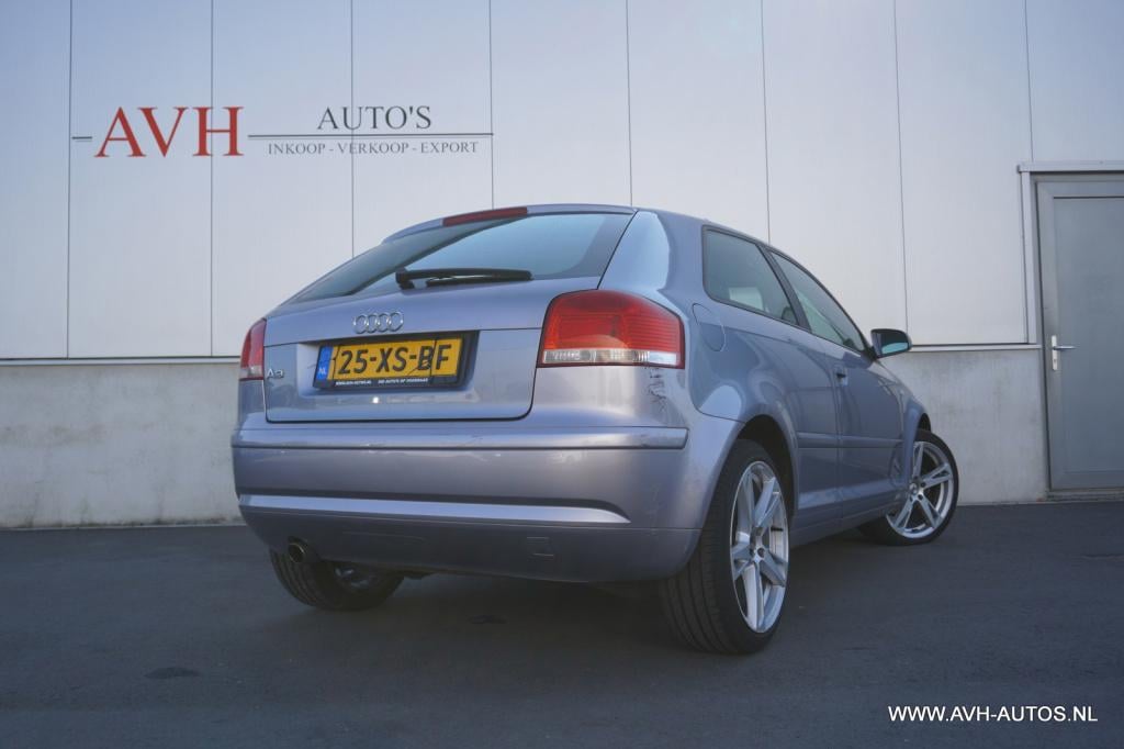 Audi A3 1.6 fsi attraction