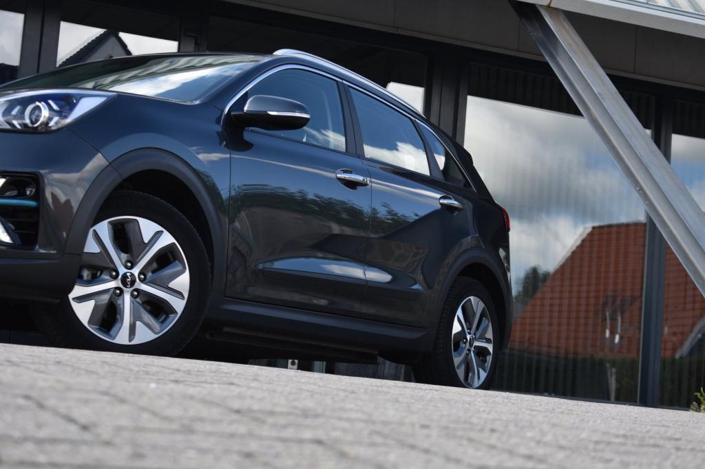 Kia E-niro dynamicplusline 64 kwh soh 100% | apple carplay | camera | nap |