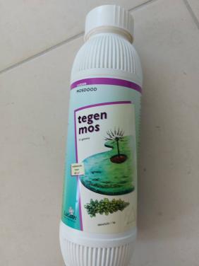 Middel voor mos in gazon