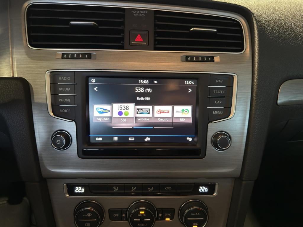 Volkswagen Golf 1.0 tsi comfortline 5drs | airco (automatisch)| 16"| parkse