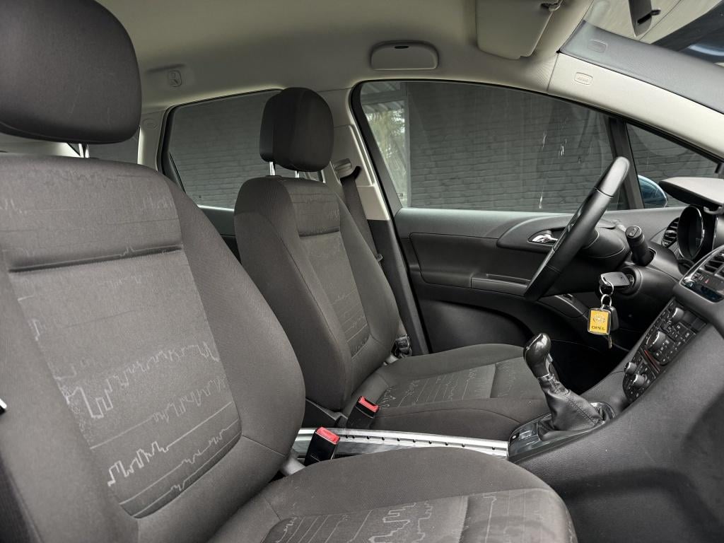 Opel Meriva 1.4 turbo anniversary edition