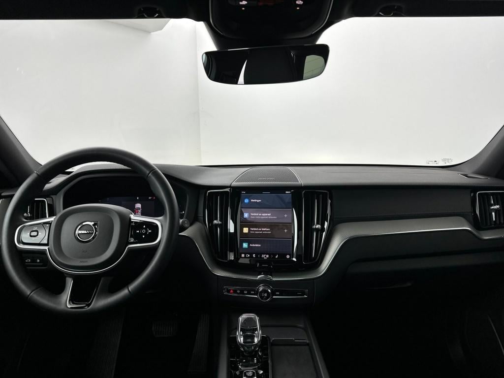 Volvo XC60 t6 398pk recharge ultra black edition| pano| 360camera| trekhaak