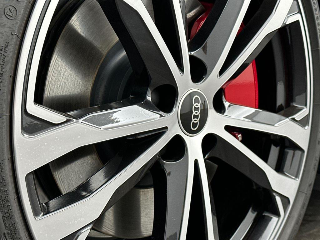 Audi A5 avant s edition competition e-hybrid 270 kw / 367 pk ava