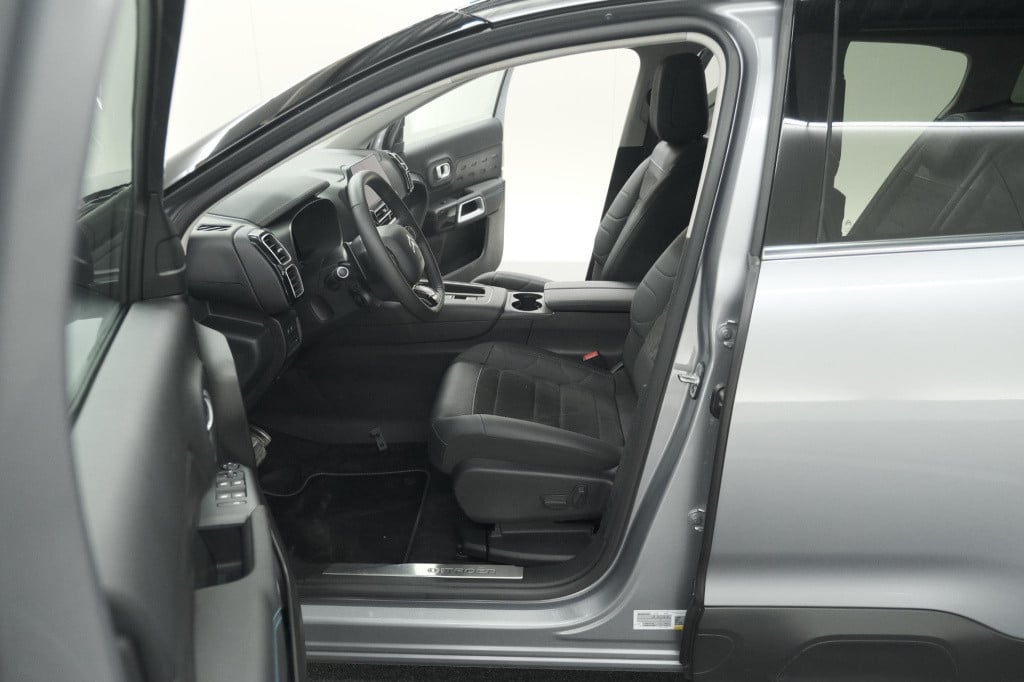 Citroen C5 Aircross hybrid 136 e-dcs6 ë-series | camera | dodehoekdetectie 